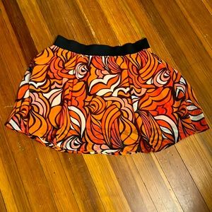 Flirty and bright Mossimo graphic miniskirt